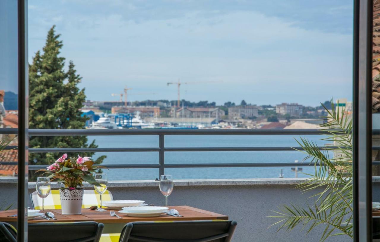 Centre Sea View Apartment